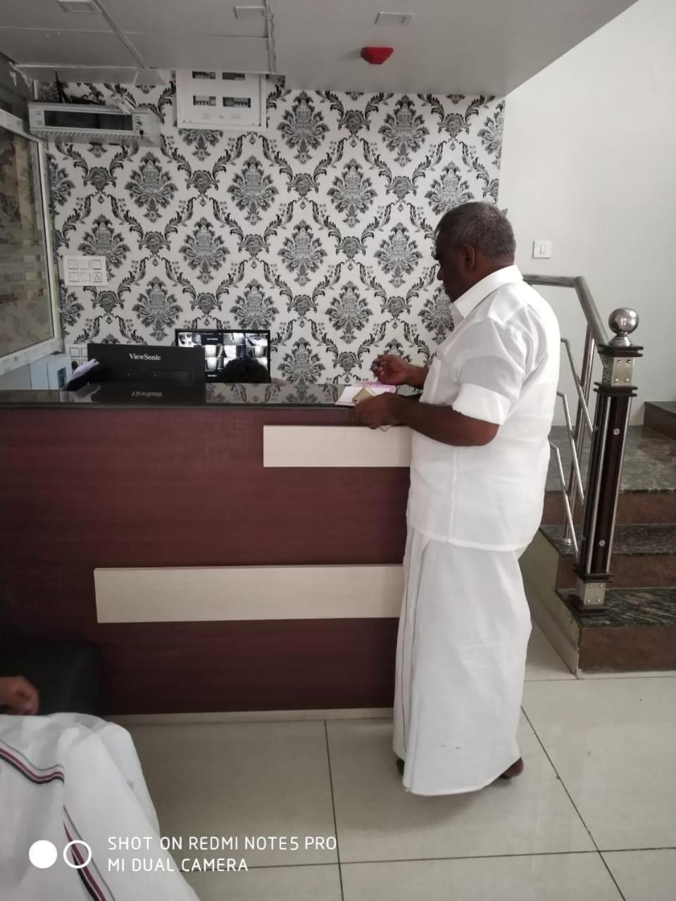 Hotel Rathna Park Perambalur Exterior photo