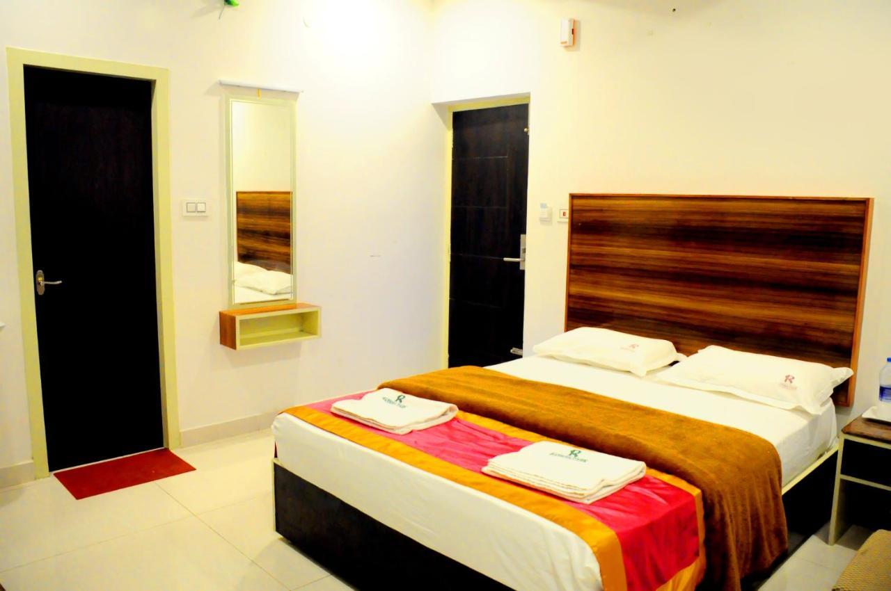 Hotel Rathna Park Perambalur Exterior photo